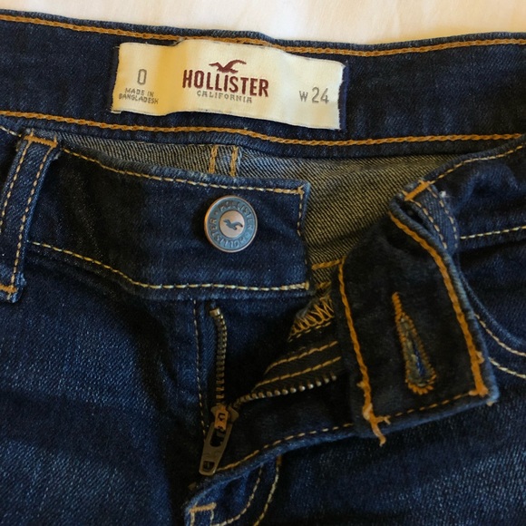 Hollister Dark Wash Denim Shorts - Picture 3 of 4